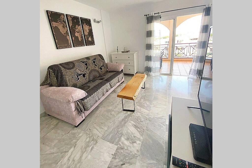 Dinastia De La Reina Daire Arona  Dış mekan fotoğraf
